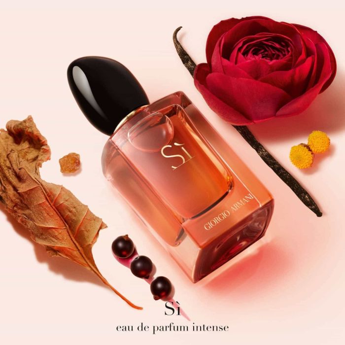 Si Intense EDP For Women 100ml spray bottle by Giorgio Armani - Fragrance Secrets  

